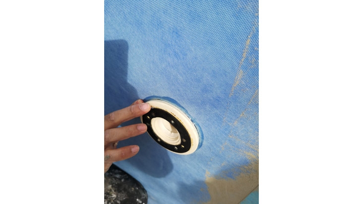 How to install the mosaic on galvanised steel