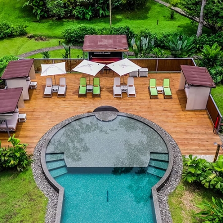An infinity pool in the jungle