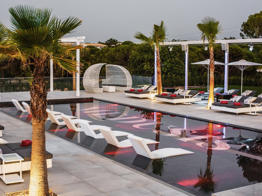 pool with mosaic in Portugal