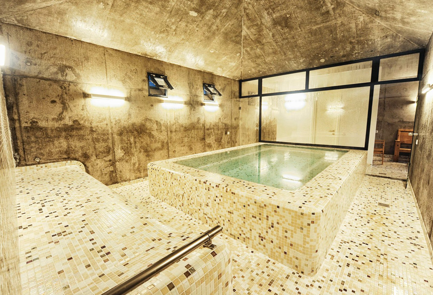 Mosaico Wellness Lisi Bath Tiflis Lago Lisi Georgia - Ezarri