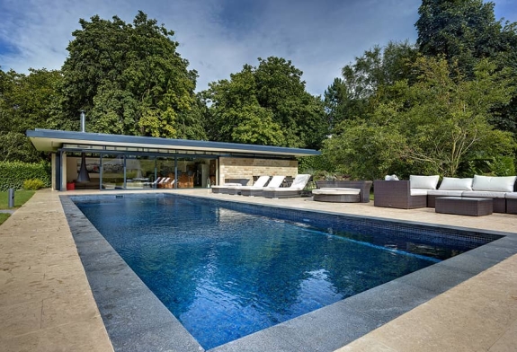 Mosaico Piscina Villa Privada en Batley UK - Ezarri